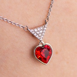 Кулон на цепочке Swarovski "Сердце-камень на треугке из камней" Кулон на цепочке Swarovski "Сердце-камень на треугке из камней"