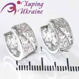 Серьги родиум Широкое полукольцо, мелкие камни, мет. диагон. линии Серьги родиум Широкое полукольцо, мелкие камни, мет. диагон. линии